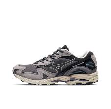 Mizuno Wave Rider